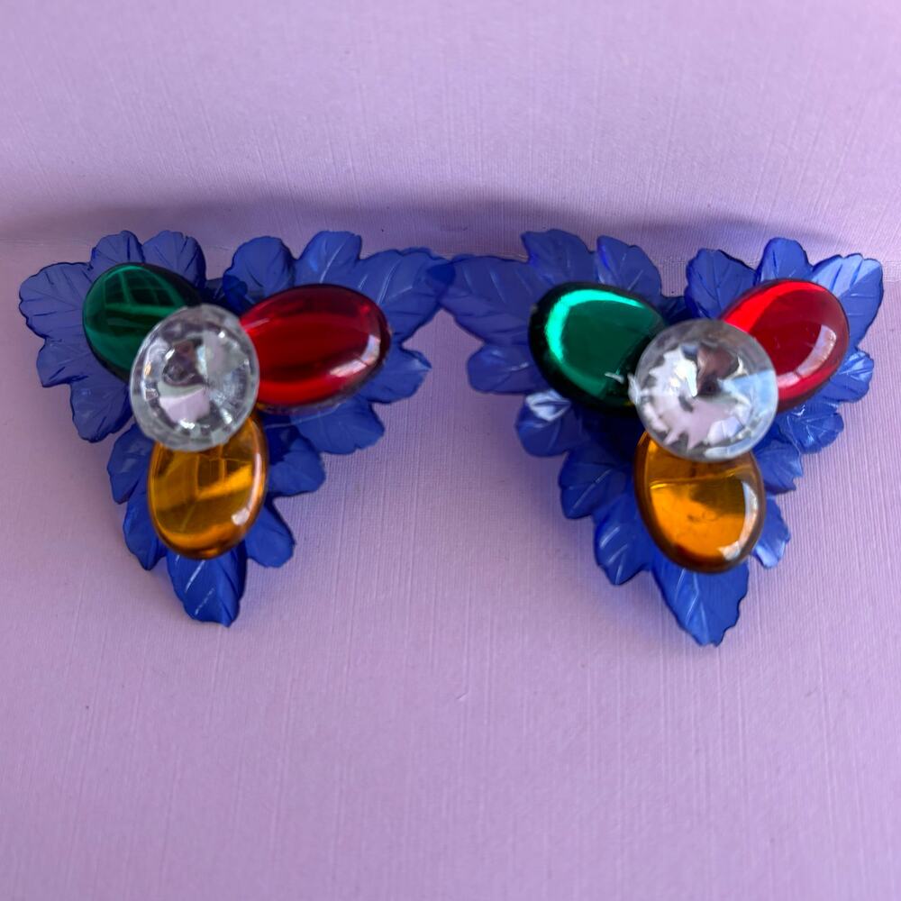 Vintage 1980 Retro Blue Red Orange Jeweled Acrylic Floral Clip On Earrings - Picture 2 of 6